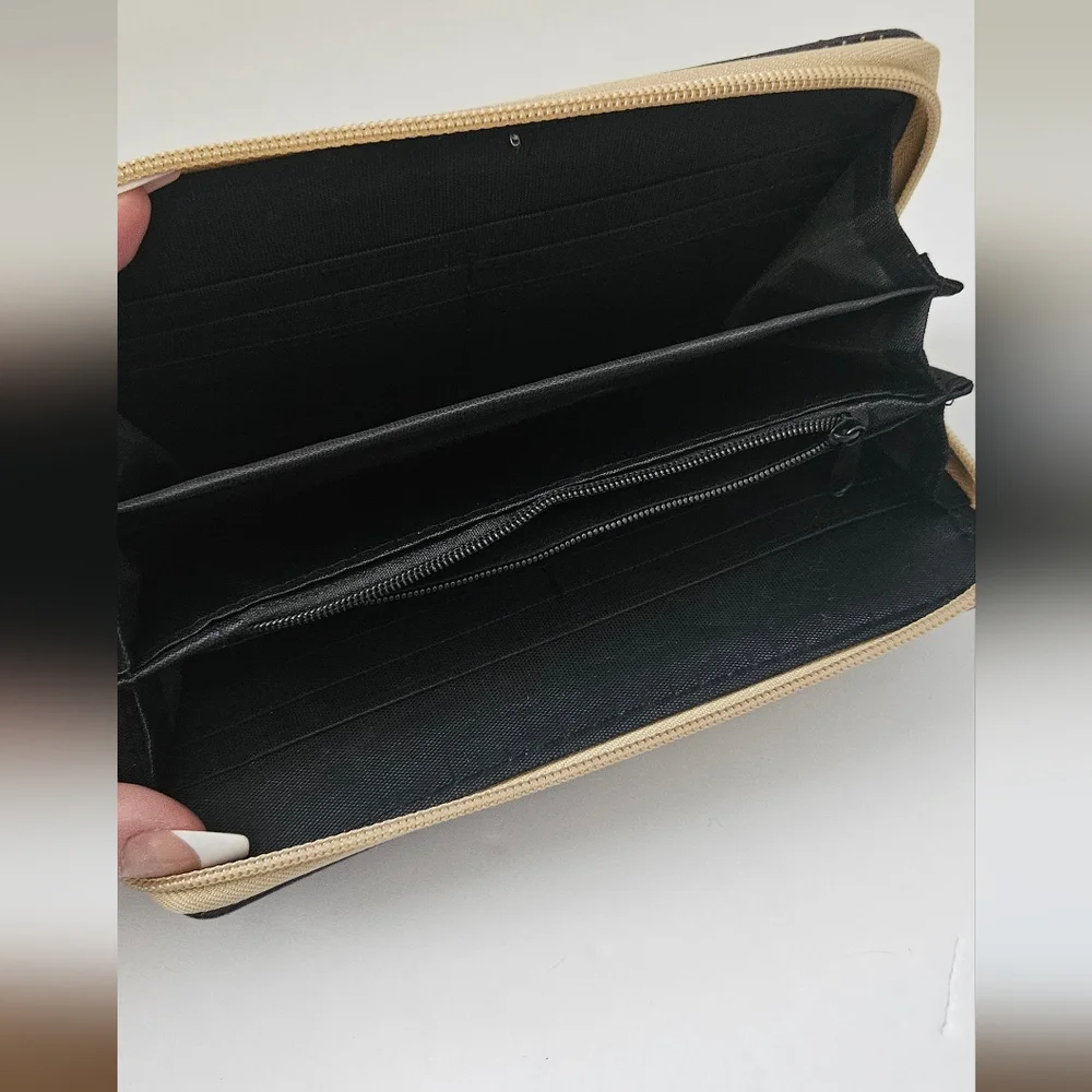 American Flag‎ zip around wallet